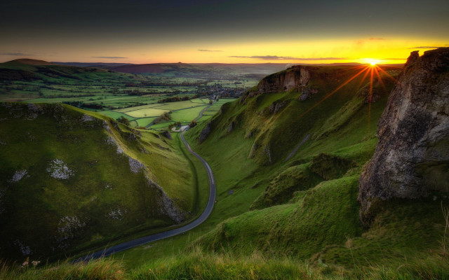 Scenic valley road sunset landscape free wallpaper for desktop - medium preview image