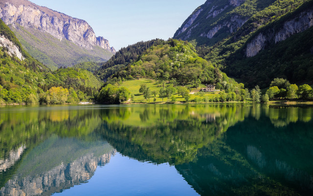 Lake mountains trees house forest free wallpaper for desktop - medium preview image