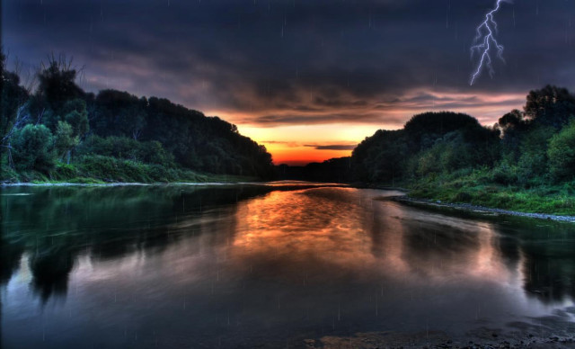 River lightning dark sky clouds free wallpaper for desktop - medium preview image
