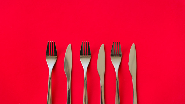 Forks knives red background food free wallpaper for desktop - medium preview image
