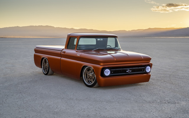 Truck desert mountains sunset matte free wallpaper for desktop - medium preview image