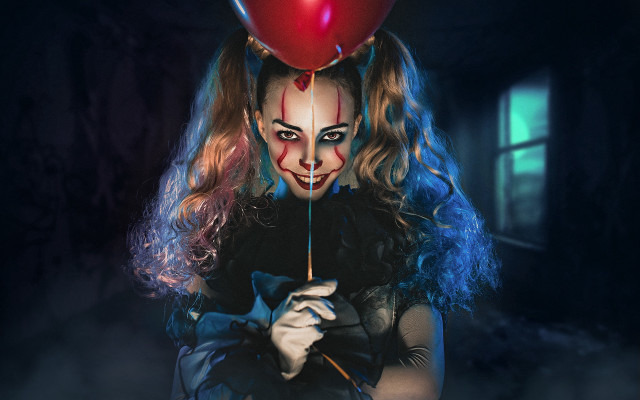 Creepy woman balloon facecat sinister free wallpaper for desktop - medium preview image