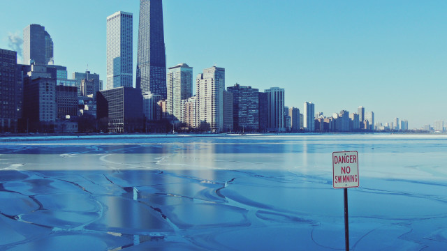 Frozen lake city skyline matte free wallpaper for desktop - medium preview image