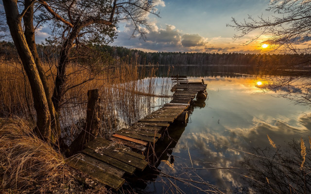 Wooden dock lake sunset autumn free wallpaper for desktop - medium preview image