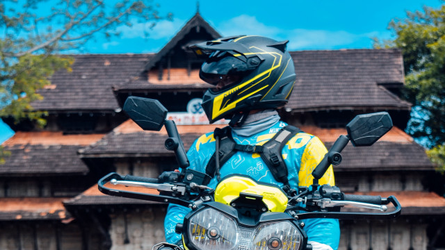 Helmet blue motorcycle shokof damaged free wallpaper for desktop - medium preview image
