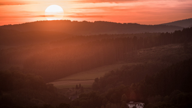 Sunset mountain house forest red free wallpaper for desktop - medium preview image