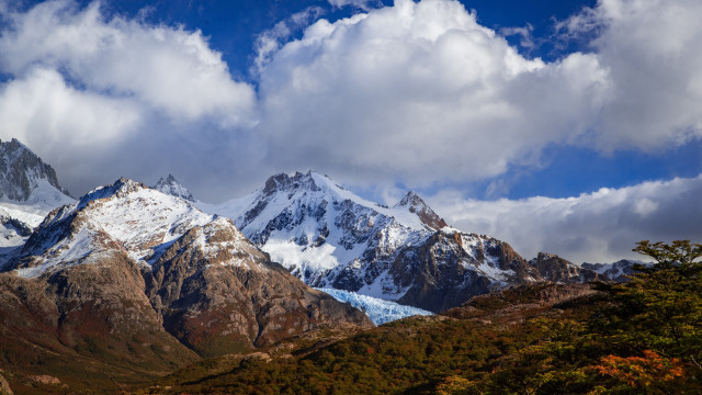 Mountain snow clouds trees horizon free wallpaper for desktop - medium preview image