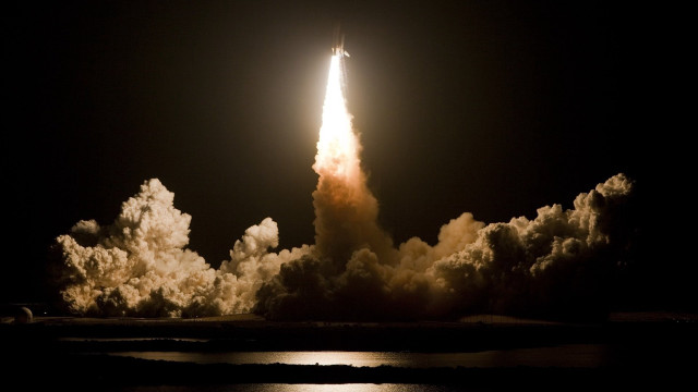 Rocket launch night sky clouds #2 free wallpaper for desktop - medium preview image