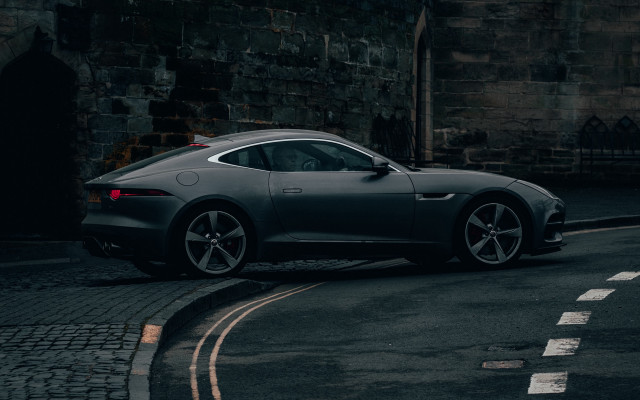 Car military tiltshift stonewall brickdoorway free wallpaper for desktop - medium preview image