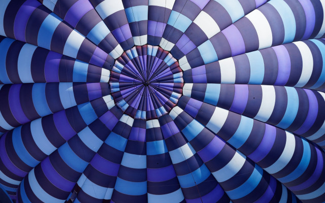 Blue white striped balloon circular free wallpaper for desktop - medium preview image
