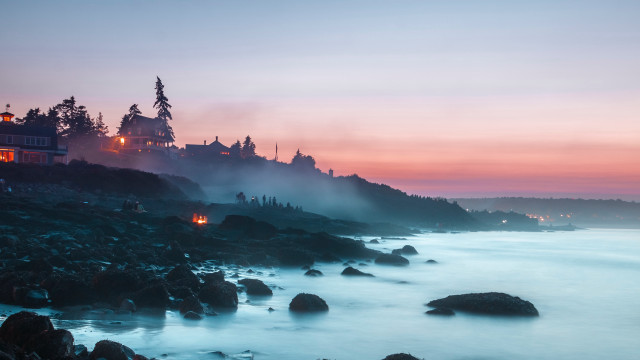 Beach hill house fog lighthouse free wallpaper for desktop - medium preview image