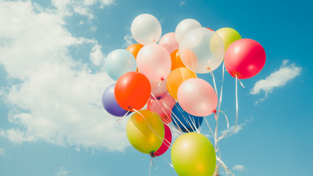 Balloons sky clouds cheerful outdoors free wallpaper for desktop - medium preview image