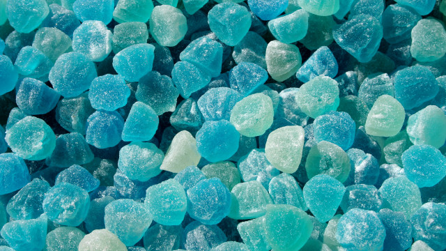 Blue green gummy bears microscopic free wallpaper for desktop - medium preview image