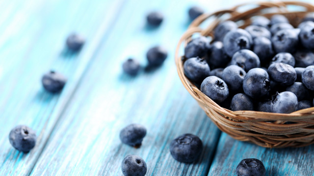 Blueberries basket blue wooden table free wallpaper for desktop - medium preview image
