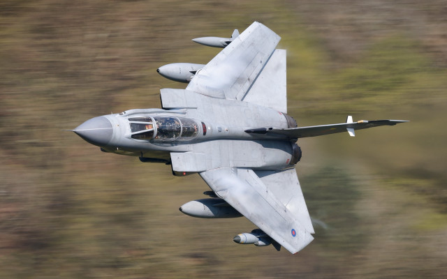 Fighter jet aircraft military pilot free wallpaper for desktop - medium preview image