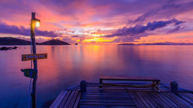 Dusk dawn dock bench water free wallpaper for desktop - medium preview image