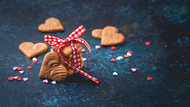 Chocolate dog bow hearts confetti free wallpaper for desktop - medium preview image