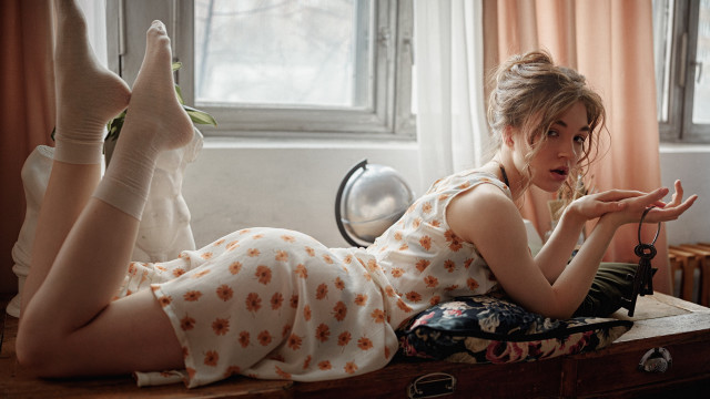 Woman bed crossed legs hand free wallpaper for desktop - medium preview image