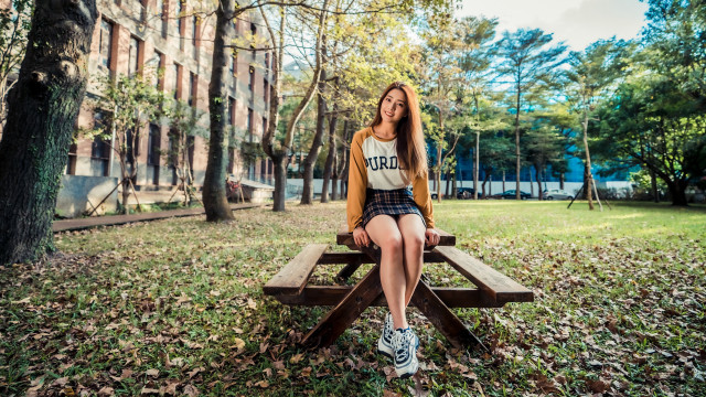 Girl park bench leaves trees free wallpaper for desktop - medium preview image