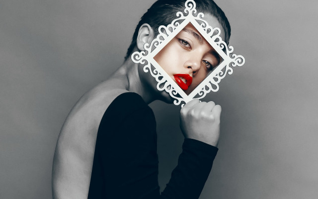 Woman red lipstick picture frame free wallpaper for desktop - medium preview image