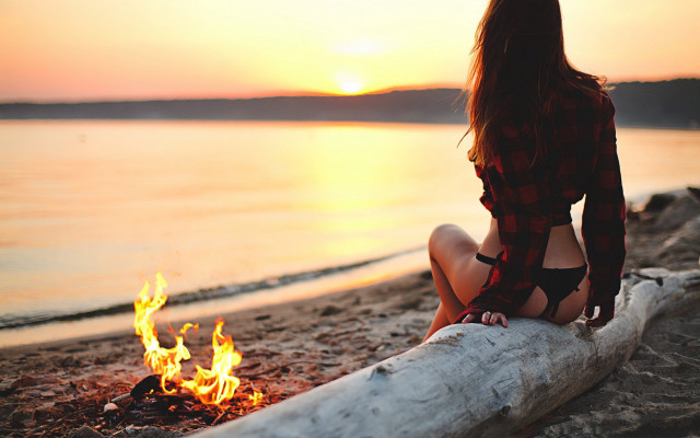 Woman beach fire sunset romantic free wallpaper for desktop - medium preview image