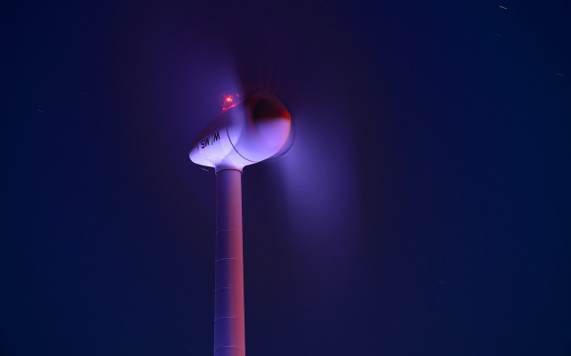 Tall tower red light night free wallpaper for desktop - medium preview image