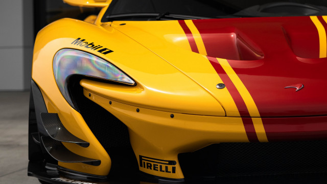 Yellow red sports car garage #2 free wallpaper for desktop - medium preview image