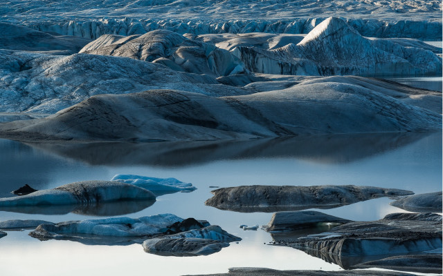 Mountain lake ice snow blue free wallpaper for desktop - medium preview image