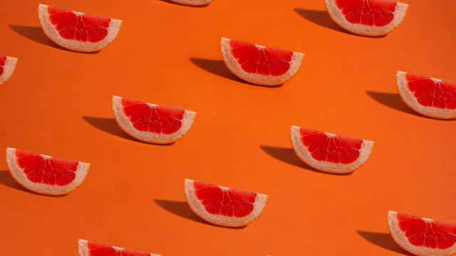 Fruit slices popart orange stilllife free wallpaper for desktop - medium preview image