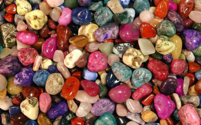 Colorful rocks pile vivid naturalism free wallpaper for desktop - medium preview image
