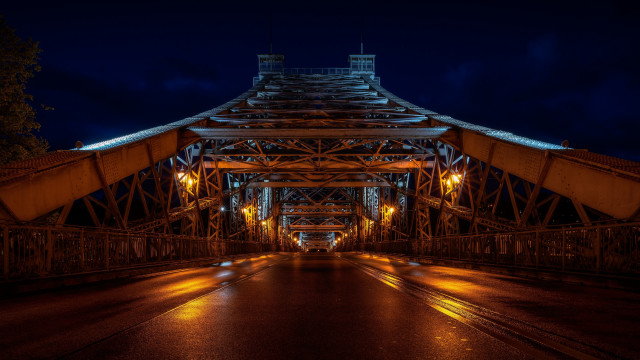Christo bridge night cityscape street free wallpaper for desktop - medium preview image