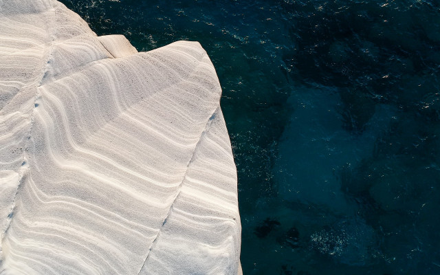 Water rocks aurora fireworks moon free wallpaper for desktop - medium preview image
