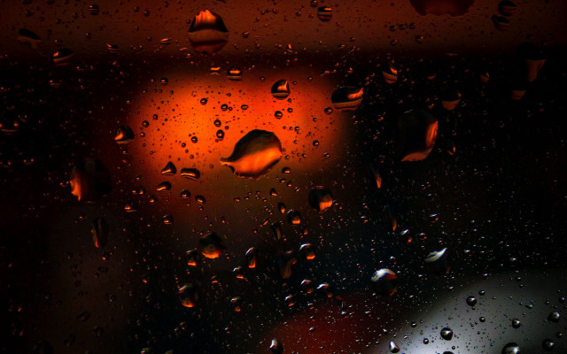 Rainy window streetlight redlight night free wallpaper for desktop - medium preview image