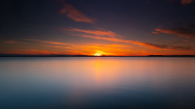 Sunset water boat clouds dusk free wallpaper for desktop - medium preview image