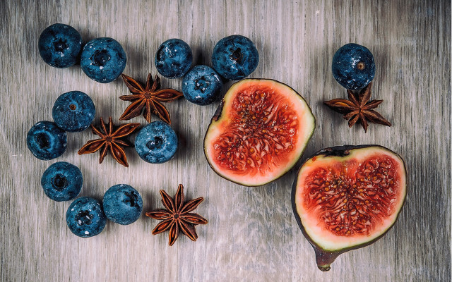 Fruit table blueberries staranise leaf free wallpaper for desktop - medium preview image