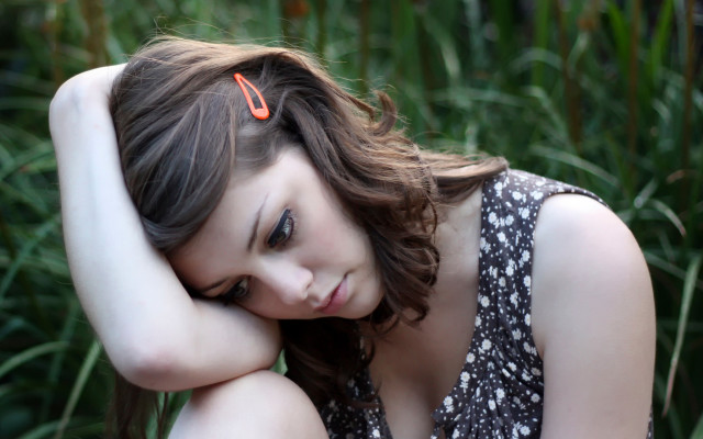 Woman redhairclip plant grass outdoors free wallpaper for desktop - medium preview image