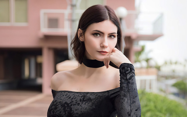 Woman black dress evaline ness free wallpaper for desktop - medium preview image