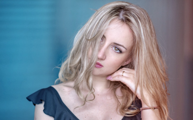 Blonde woman portrait jewelry makeup free wallpaper for desktop - medium preview image