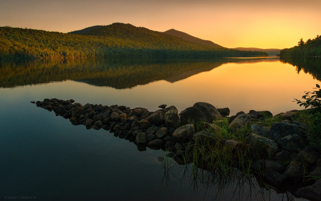 Lake rock wall mountain sunset free wallpaper for desktop - medium preview image