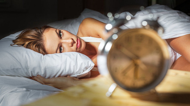 Woman bed alarmclock whitepillow sheets free wallpaper for desktop - medium preview image