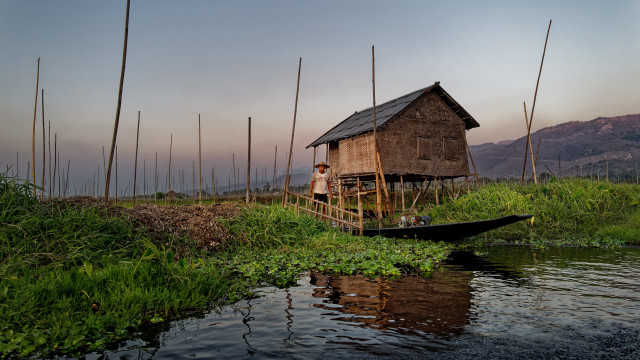 Small house river boat green free wallpaper for desktop - medium preview image