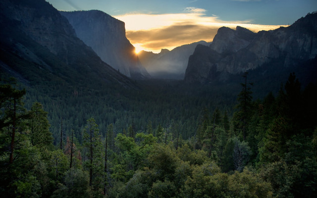 Mountain range forest sunset clouds free wallpaper for desktop - medium preview image