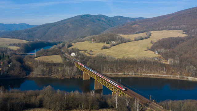 Mountain bridge train river lake free wallpaper for desktop - medium preview image
