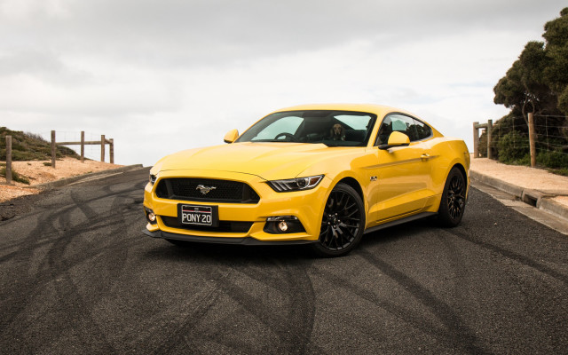 Yellow mustang tiltshift detailed outdoor free wallpaper for desktop - medium preview image