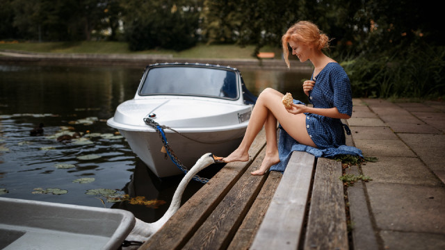 Woman sitting dock sandwich lake free wallpaper for desktop - medium preview image