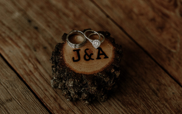 Wedding rings wood j diamond free wallpaper for desktop - medium preview image
