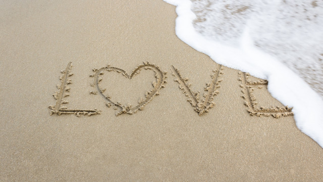 Heart love beach sand ocean free wallpaper for desktop - medium preview image