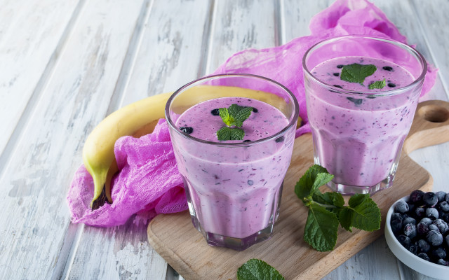 Blueberry smoothie banana mint cutting free wallpaper for desktop - medium preview image