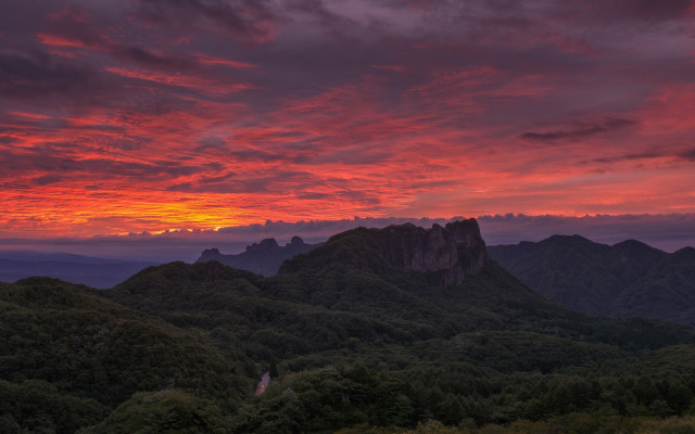 Sunset mountain range red sky #6 free wallpaper for desktop - medium preview image