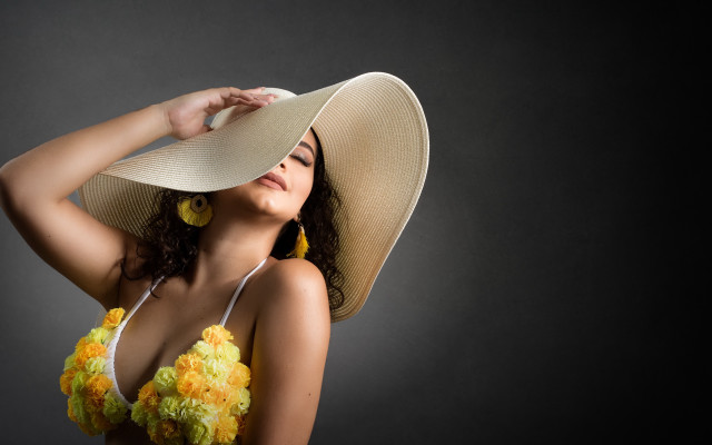 Woman hat flower leie art free wallpaper for desktop - medium preview image